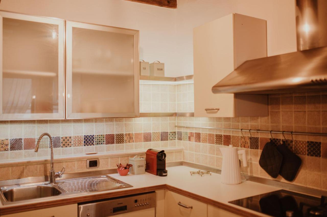 Casa Sgarzarie Exclusive Apartment Verona Exterior photo